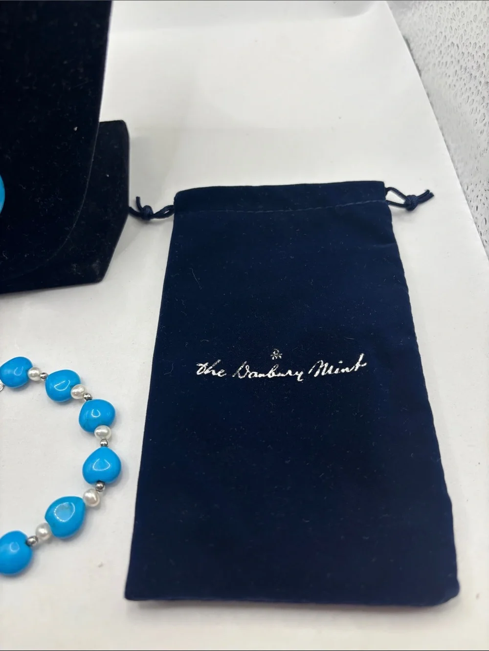 Danbury Mint set heart-shaped turquoise pendant bracelet earrings beaded pearl - Picture 4 of 12